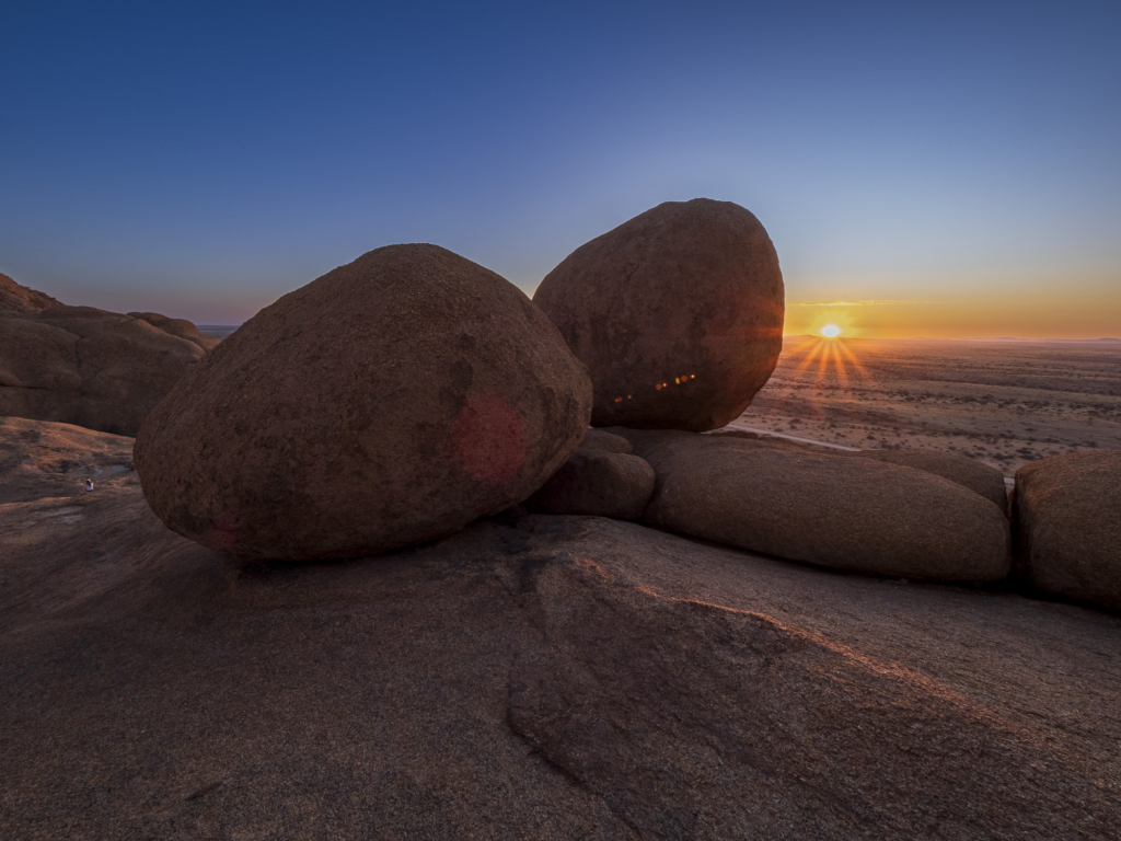 Ökenlandskap, stjärnhimlar och spännande djurliv - Namibia. Fotoresa med Wild Nature fotoresor. Foto: Henrik Karlsson